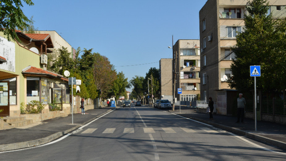 Продължава ремонтът на ключов булевард в Монтана