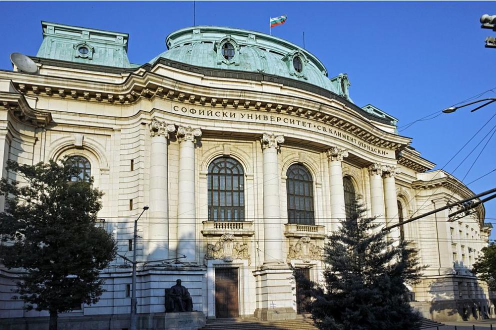 Освобождават в още 8 специалности първокурсниците от такси