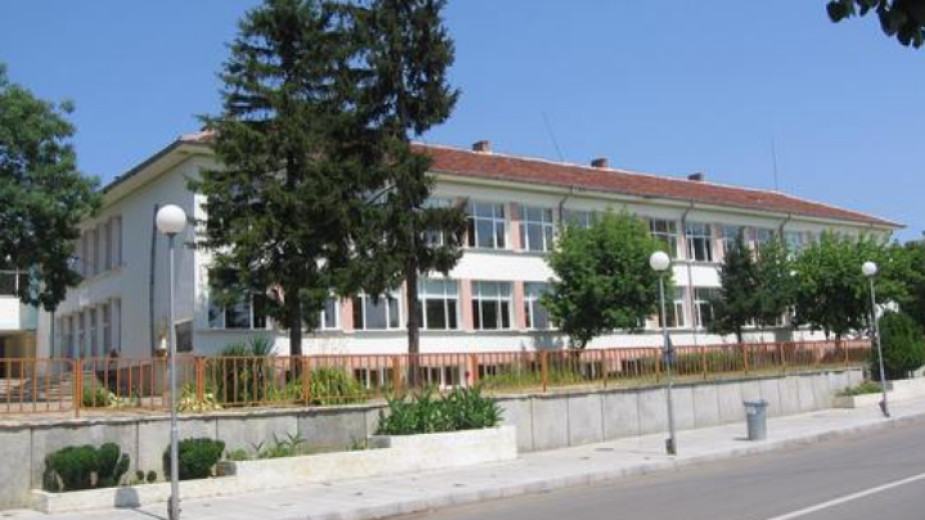 Запазват осем маломерни паралелки в СУ „Васил Левски“ в Кула