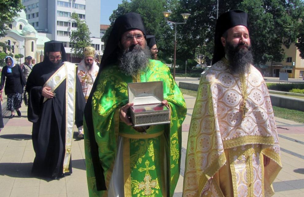 В Перник премина литийно шествие
