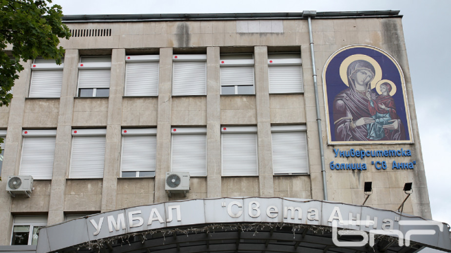 Пострадал от мълния в София остава за наблюдение в болница