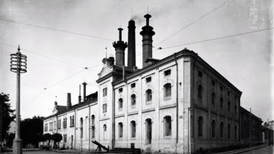Историята на бирата от стара София до днес